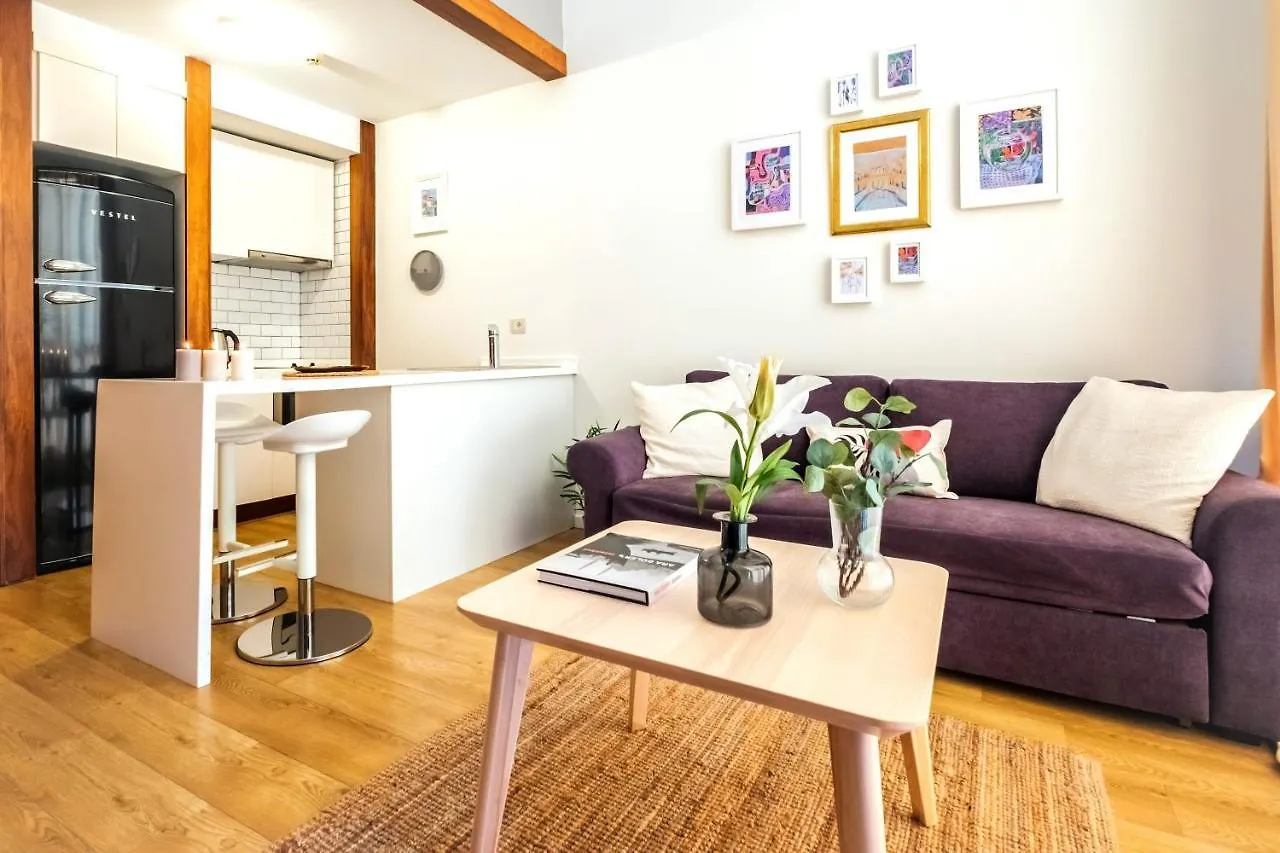 Apartament Cozy Loft With Skyline View In Modern Residence Stambuł
